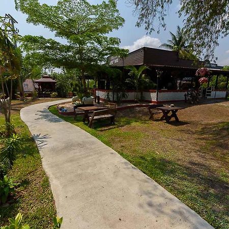 Cowboy Farm Resort Pattaya Ban Huai Yai Екстер'єр фото