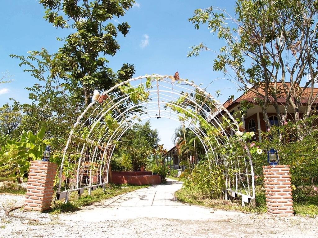 Cowboy Farm Resort Pattaya Ban Huai Yai Екстер'єр фото